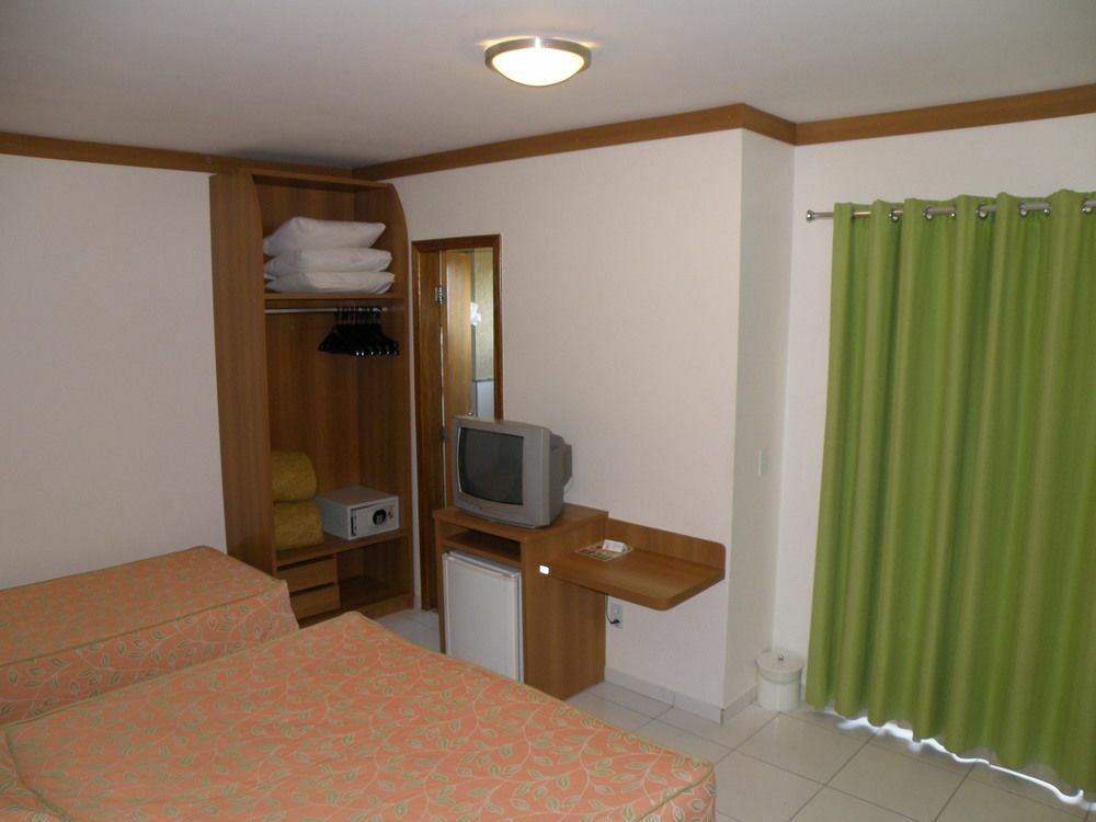 Golden Dolphin Grand Hotel Suite Particular Калдас-Новас Экстерьер фото